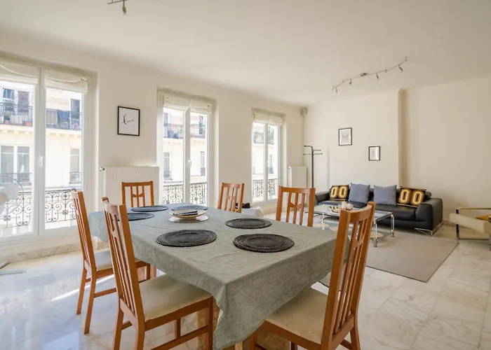 Tour Eiffel & Trocadero 公寓 *